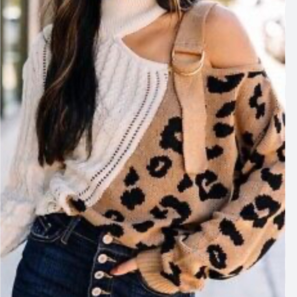 Cold shoulder sweater perfect condition fun leopard print like new
